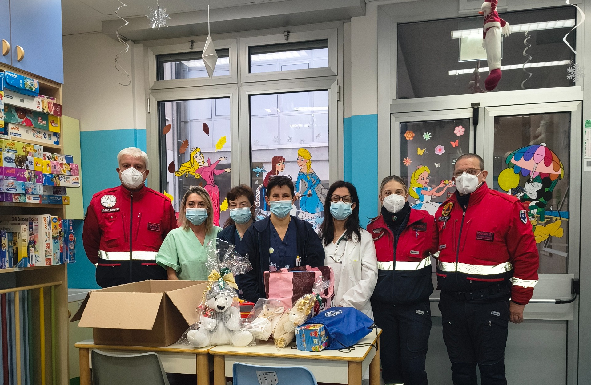 Consegna giocattoli Ospedale Sant'Antonio Abate Cantù